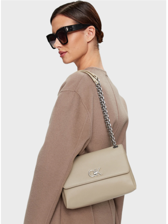 Сумка Calvin Klein Re-Lock Ew Conv Crossbody Beige
