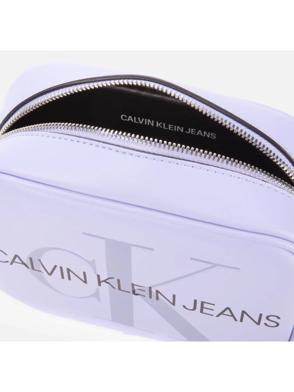 Cумка Calvin Klein Jeans Sculpted Chainlink Camera Bag Lilac