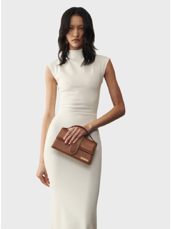 Сумка Jacquemus The Large Bambino Light Brown