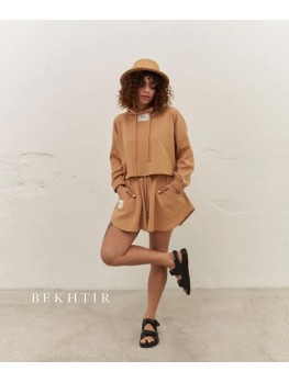 Жіночій костюм BEKHTIR, бежевий з трикотажу