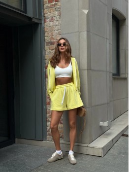 Костюм Kakao brand худи и шорты желтый