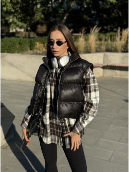 Женская укороченная жилетка Kakao brand стеганая оверсайз черная