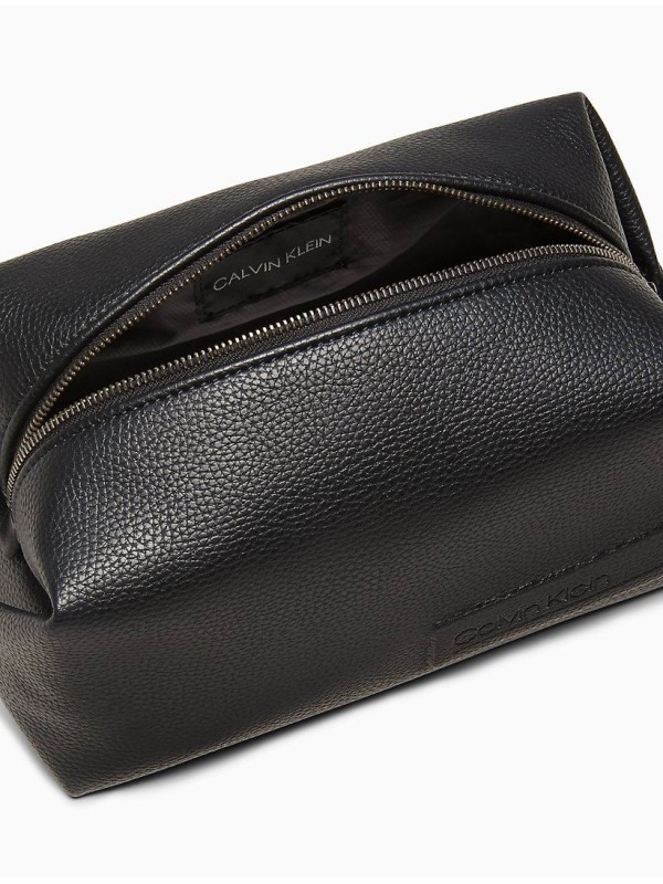 Мужская сумка Calvin Klein Business Casual Dopp Kit