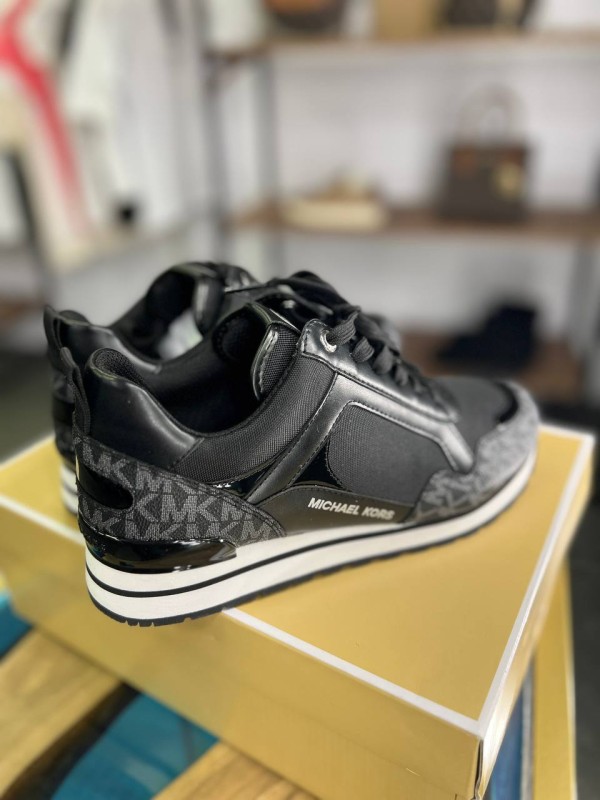 Кросівки Michael Kors Wilma Two-Tone Trainer Black Logo