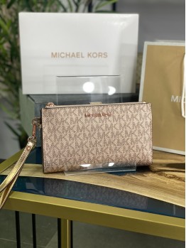 Michael Kors Jet Set Double Zip Rose Gold logo